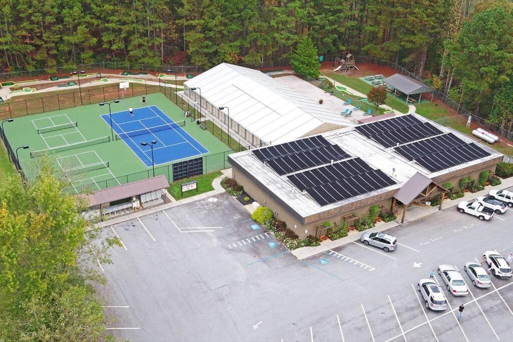 Hot-Tub 6 Seater, Fire-Pit, Master King Bed, Wineries, Pickleball, Resort Amenities Ellijay Exterior foto