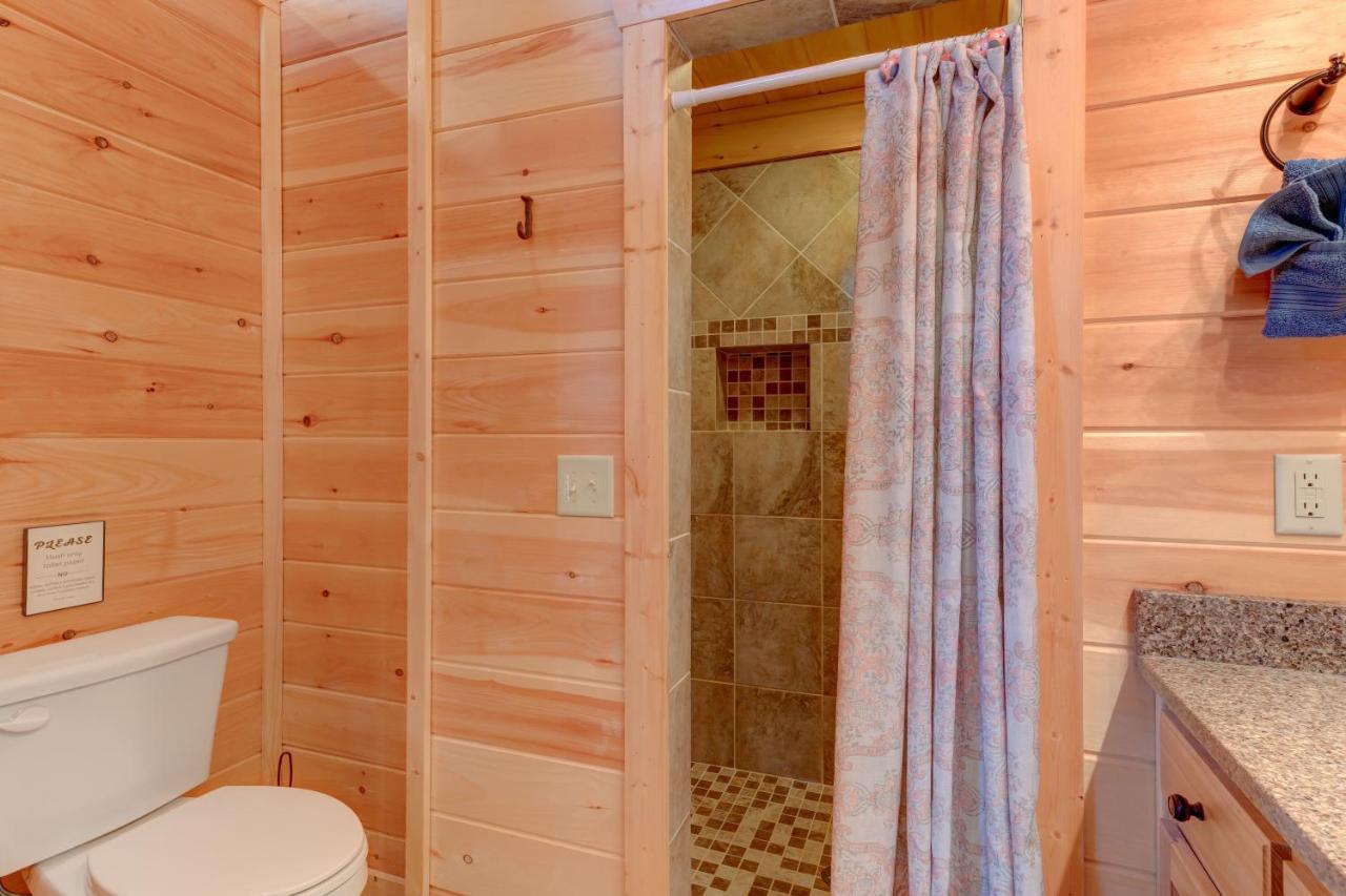 Hot-Tub 6 Seater, Fire-Pit, Master King Bed, Wineries, Pickleball, Resort Amenities Ellijay Exterior foto